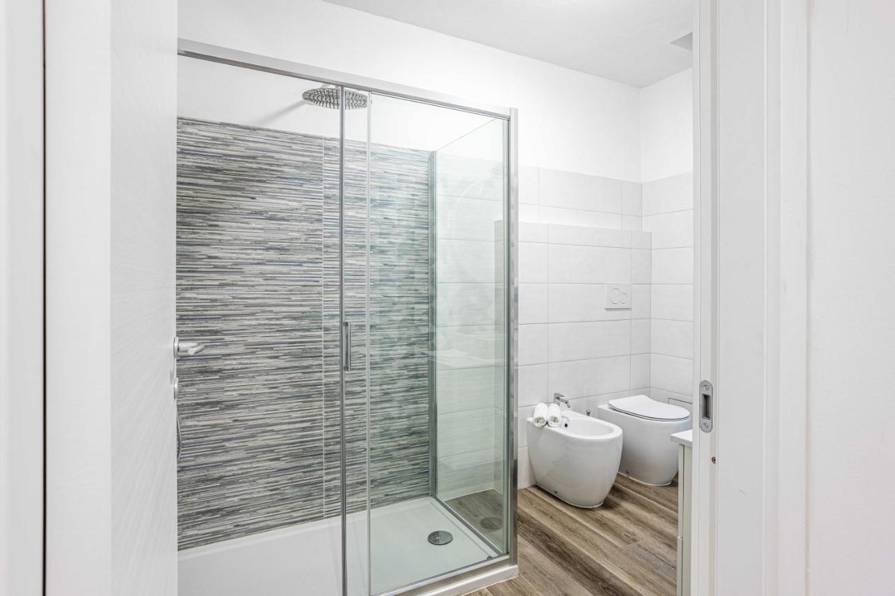 2 Bedrooms Apt With Terrace - Nolo Area Via Varanini ミラノ エクステリア 写真
